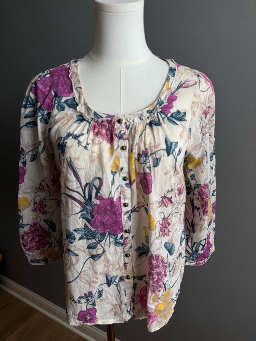 H&M Cream Floral Button-Down Blouse with Pink and Yellow Accents